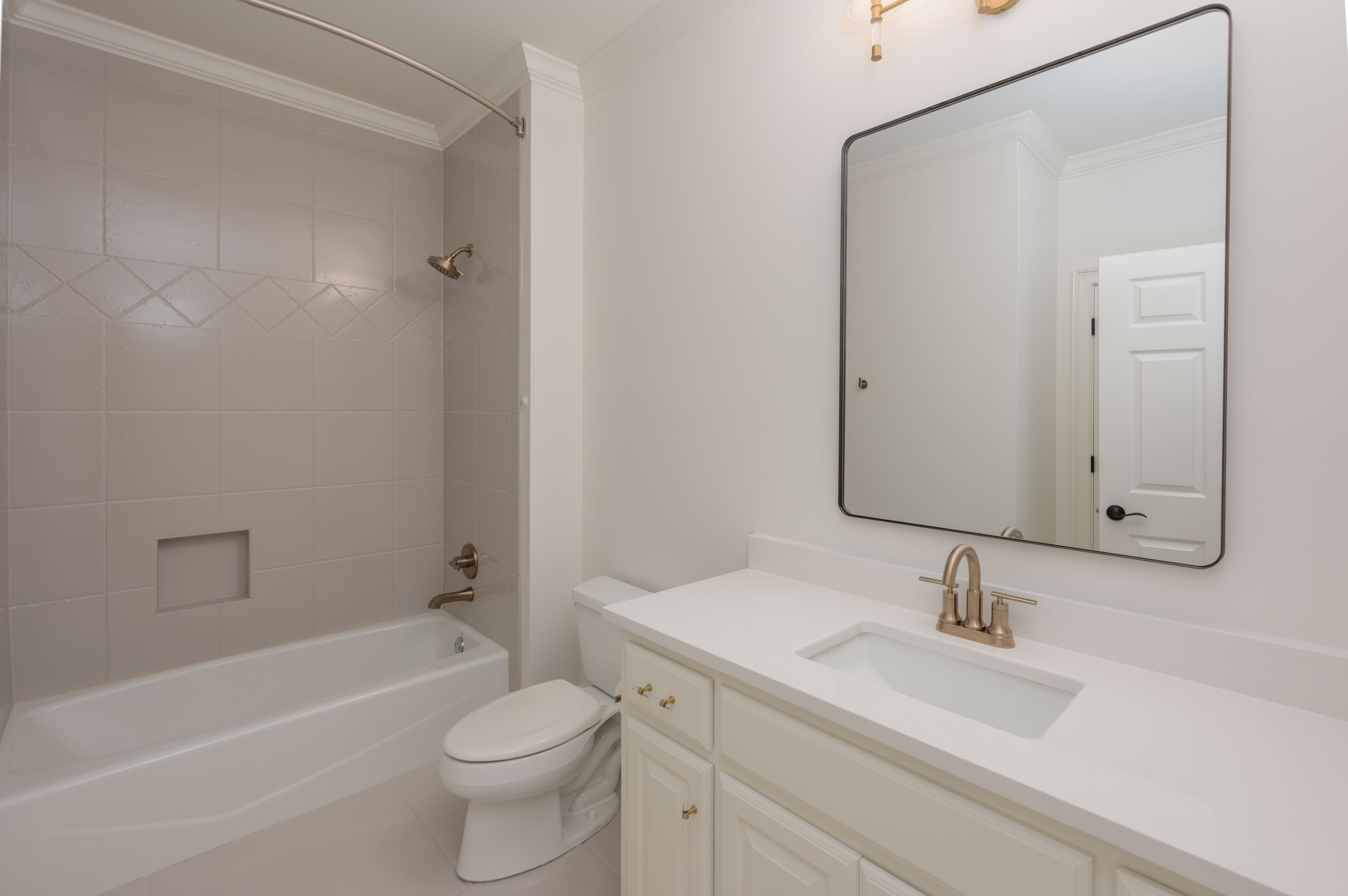 1021 Homestead image 30